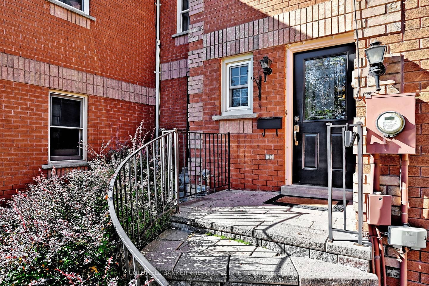 754 Shanahan Boulevard, Newmarket, ON L3X 1W6