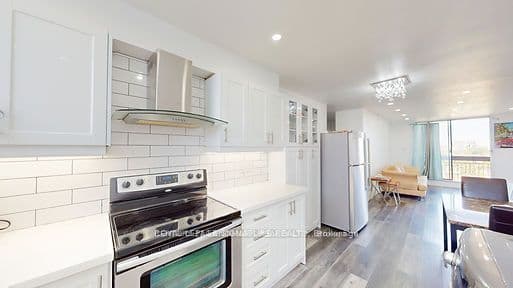 4673 Jane Street 806, Toronto, ON M3N 2L1