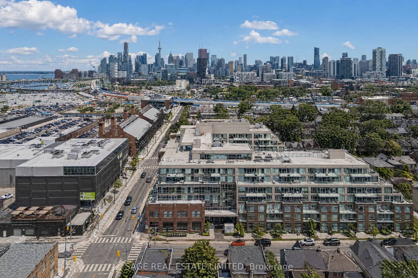 150 Logan Avenue 606, Toronto, ON M4M 0E4
