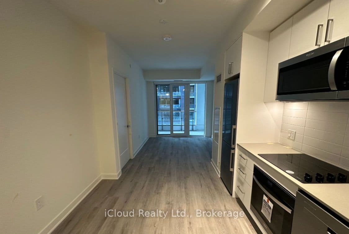 70 Princess Street 1429, Toronto, ON M5A 0X6
