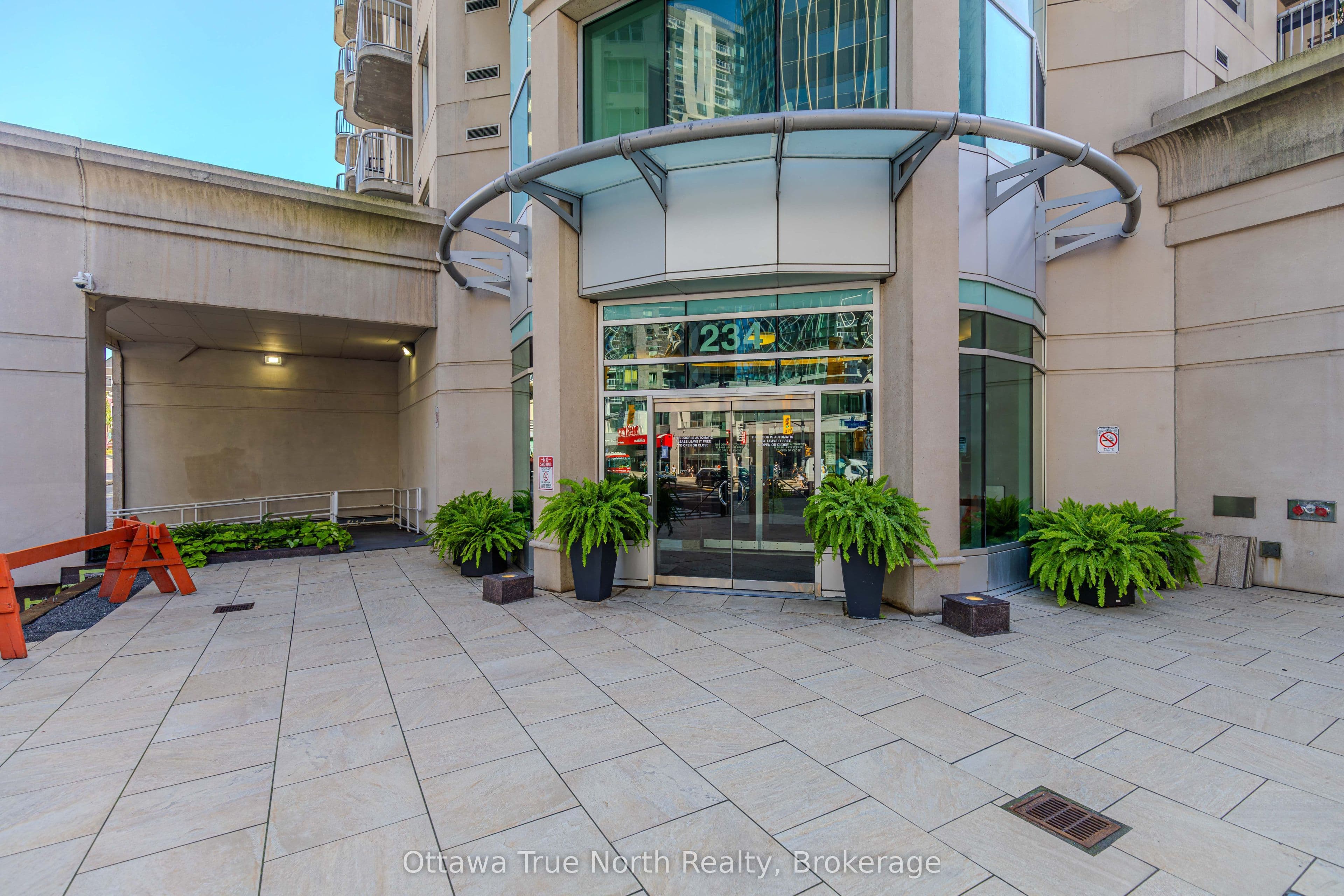 234 Rideau Street 1903, Lower Town - Sandy Hill, ON K1N 0A9