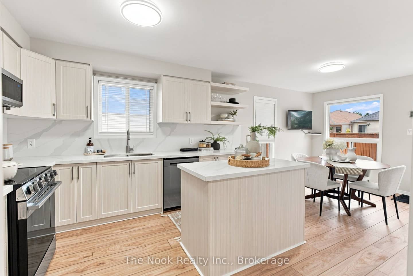 638 Longworth Avenue, Clarington, ON L1C 5B8