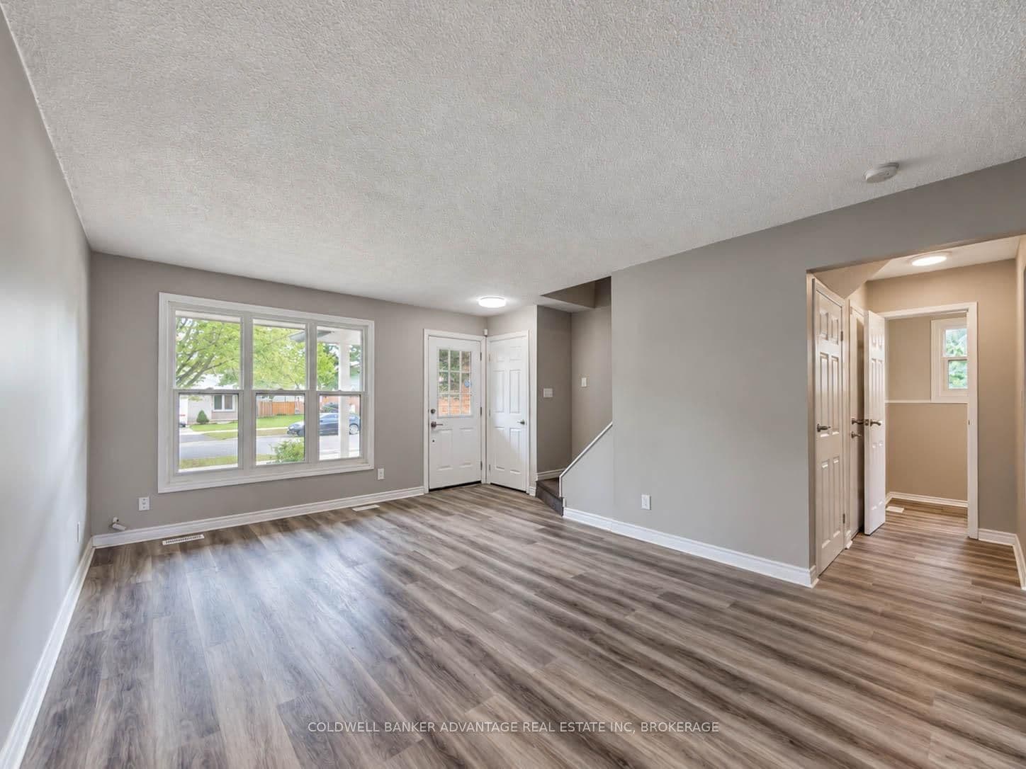 112 Northgate Drive, Welland, ON L3C 5Y5
