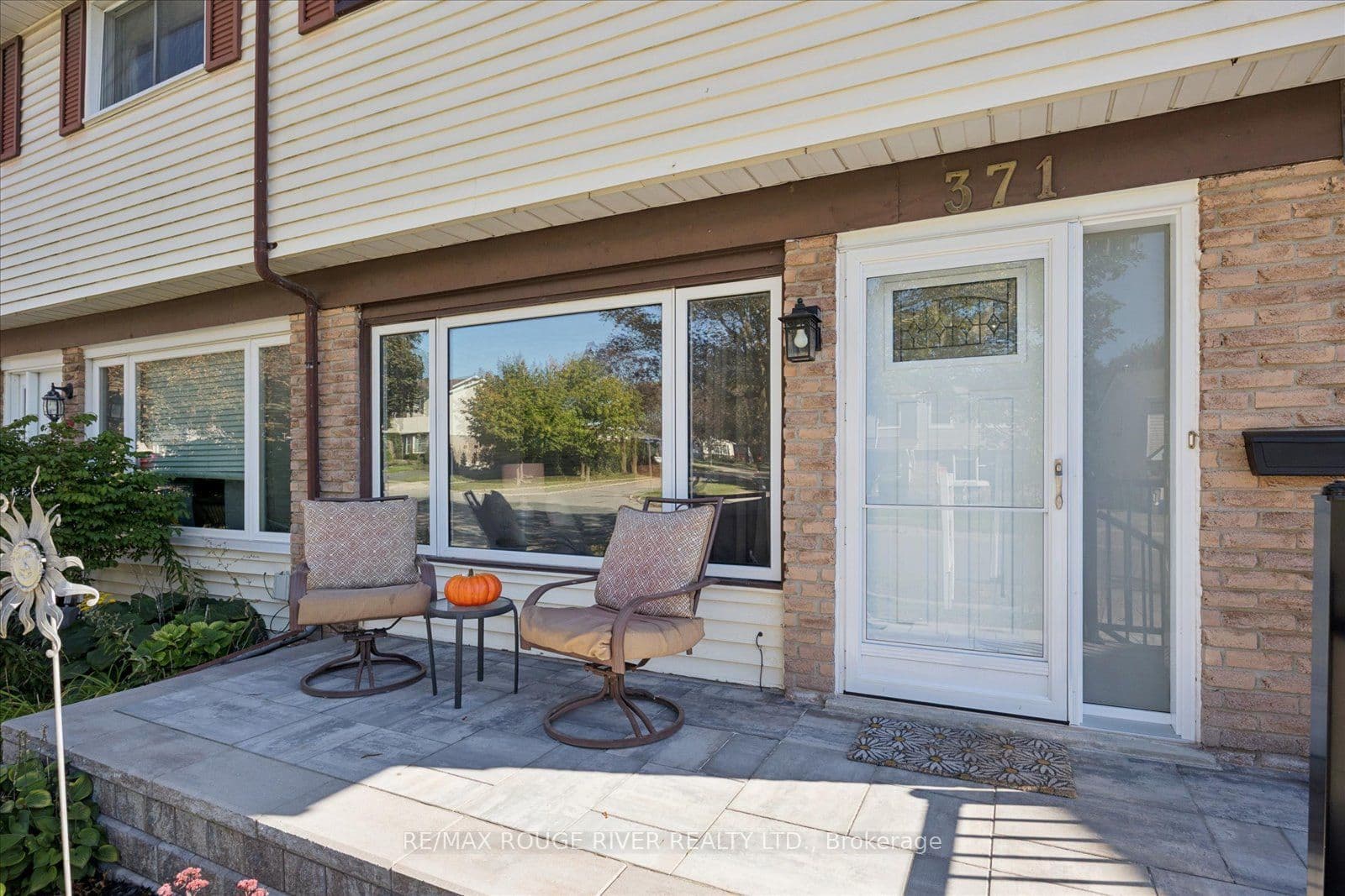 371 Ormond Drive, Oshawa, ON L1K 1J3