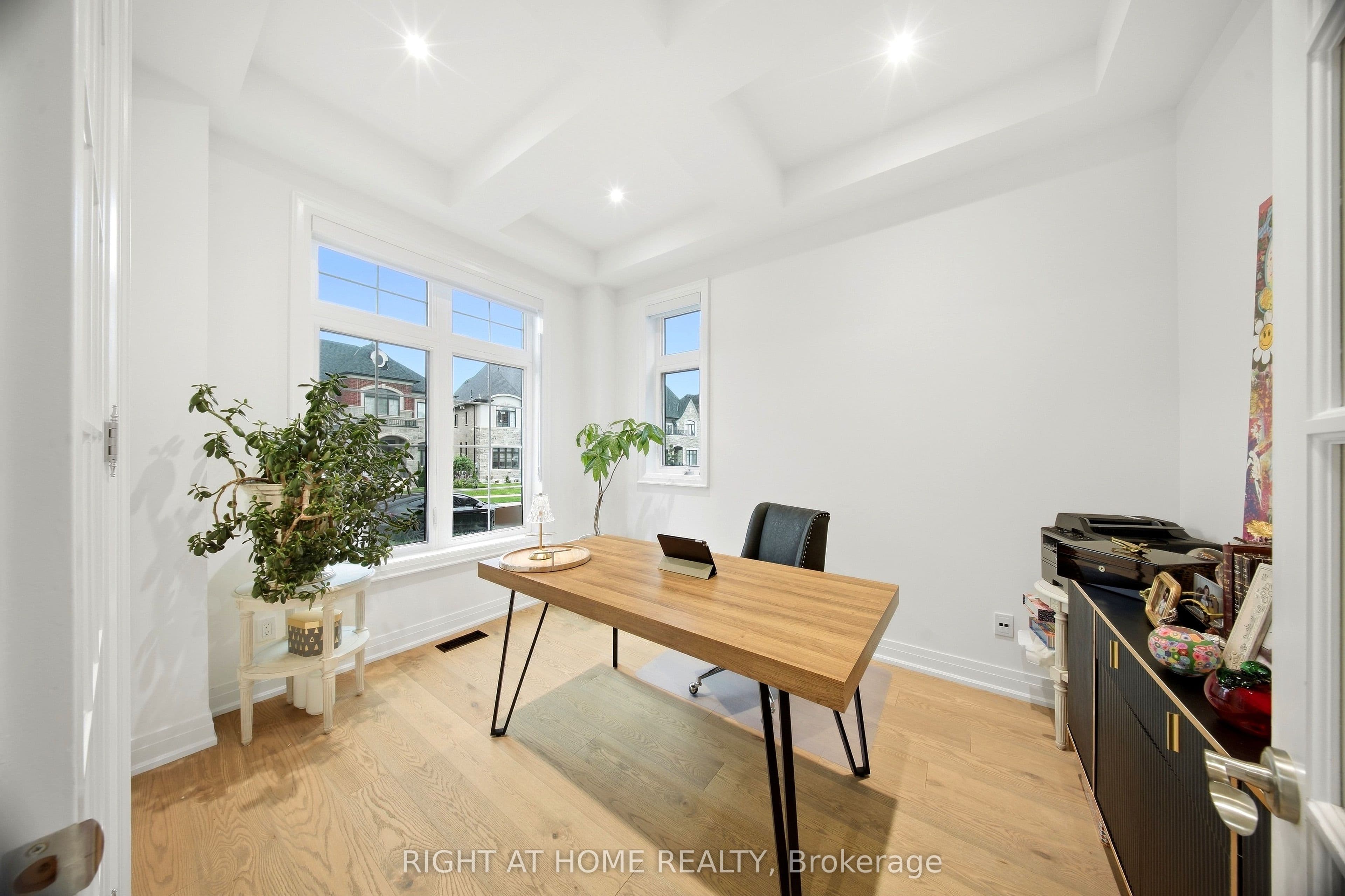 18 Casavant Court, Vaughan, ON L6A 5A5