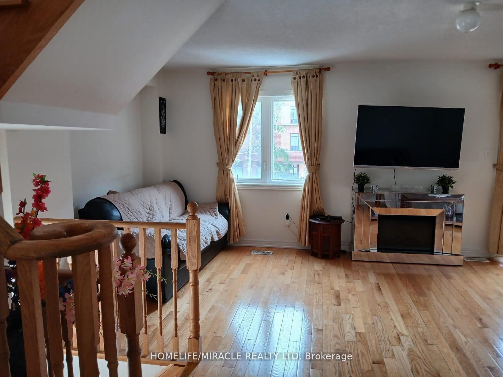 13 Vasto Lane, Toronto, ON M1M 0C6