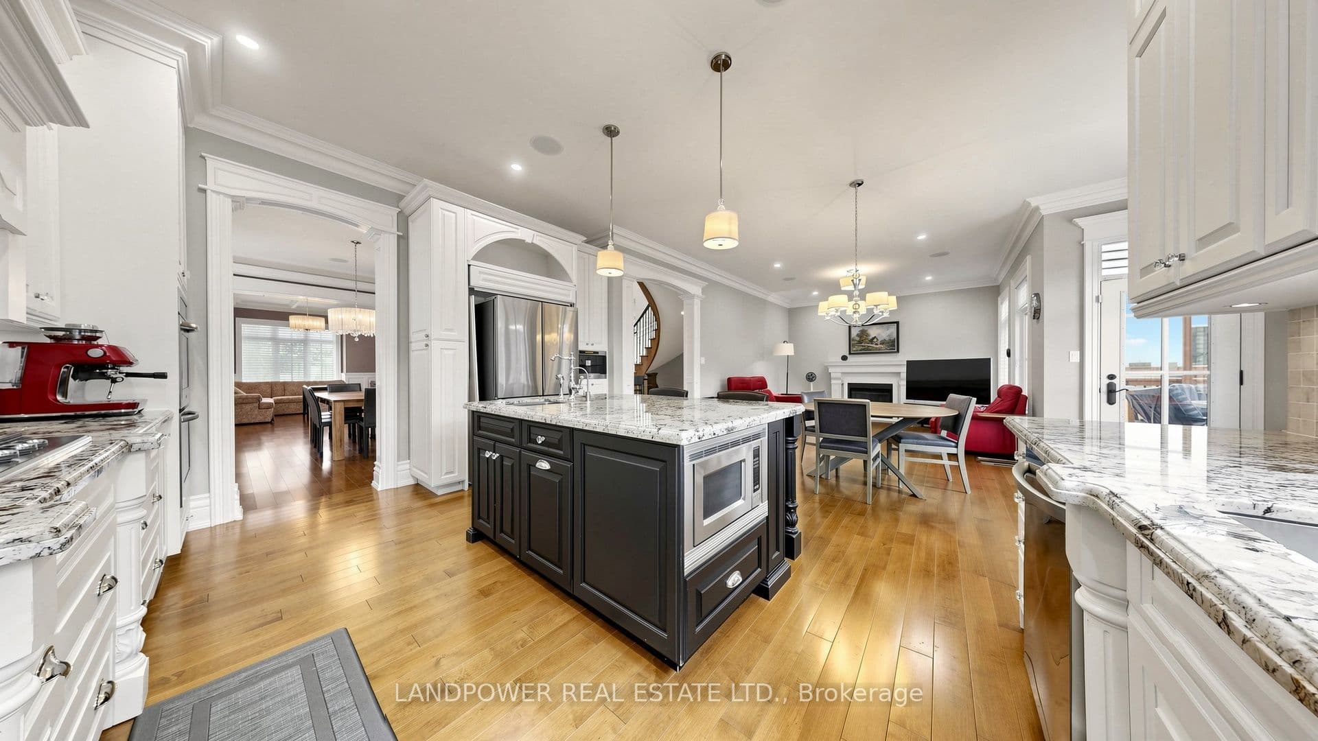 37 Pomander Road, Markham, ON L3R 1X5