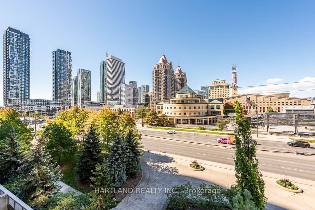 310 Burnhamthorpe Road W 405, Mississauga, ON L5B 4P9
