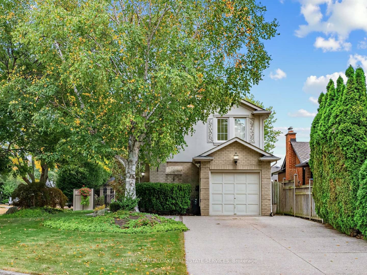1259 Nathaniel Crescent, Burlington, ON L7S 2A9