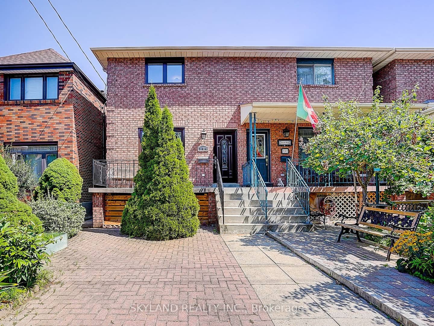 759 Shaw Street, Toronto, ON M6G 3L9