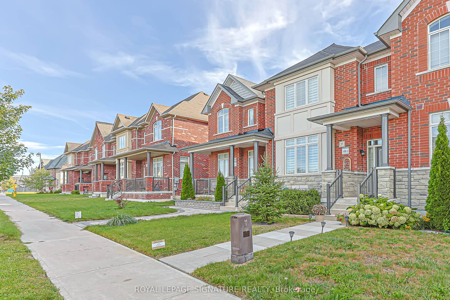 27 Beechborough Crescent, East Gwillimbury, ON L9N 0L6