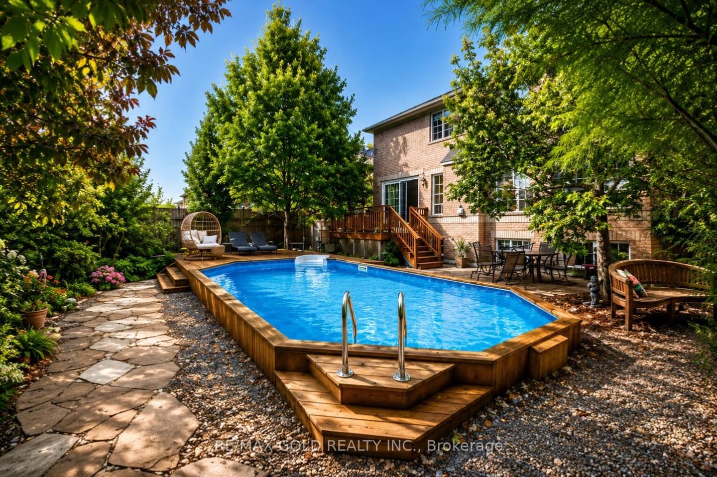 40 Maldives Crescent, Brampton, ON L6P 1L3