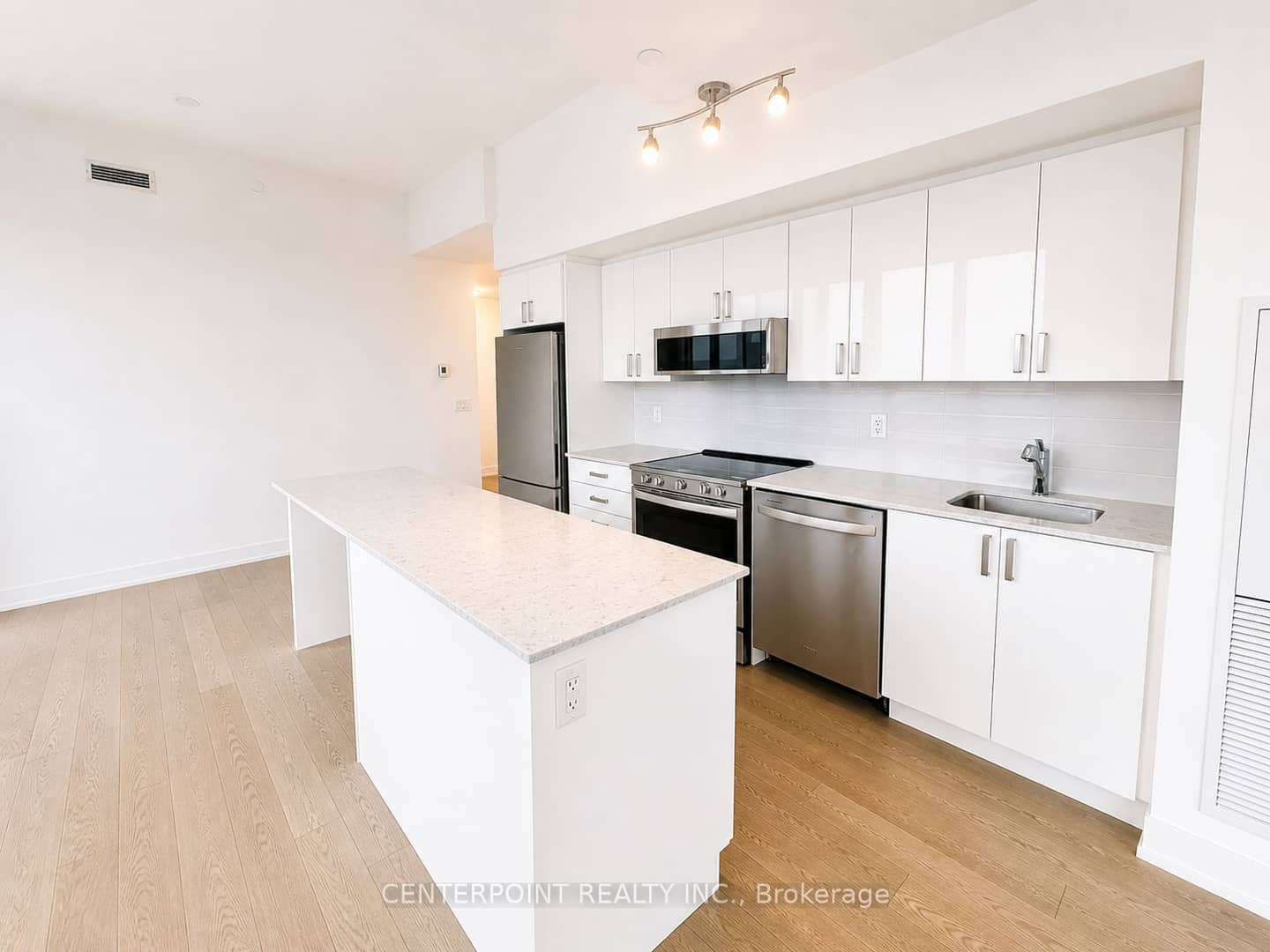 1063 Douglas McCurdy Common 803, Mississauga, ON L5G 0C5