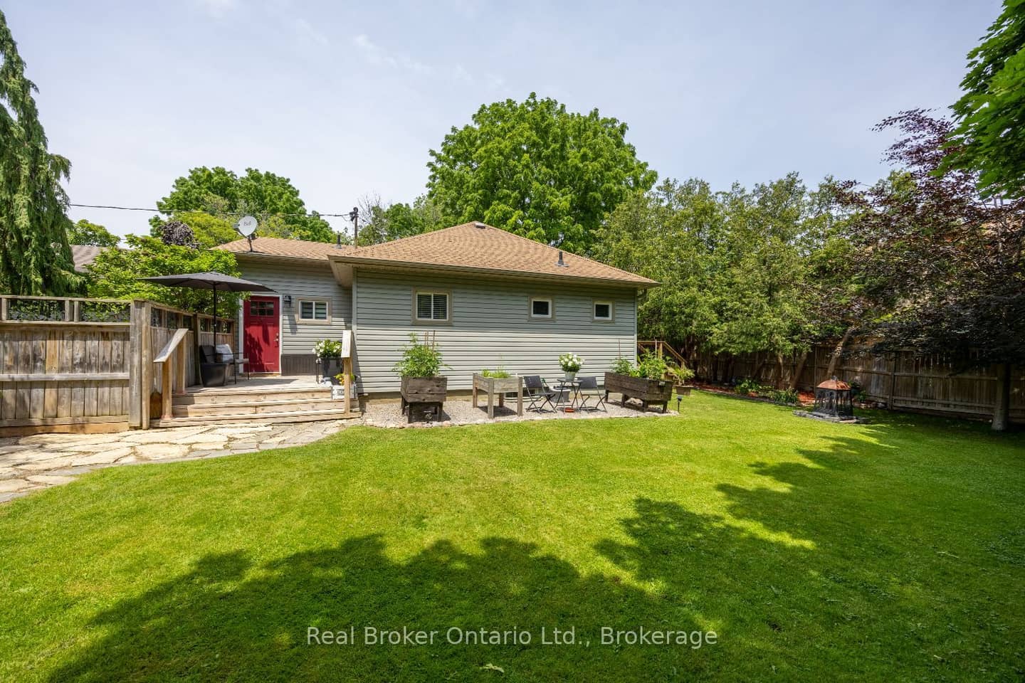 45 Centre Street, Clarington, ON L1C 2Y2
