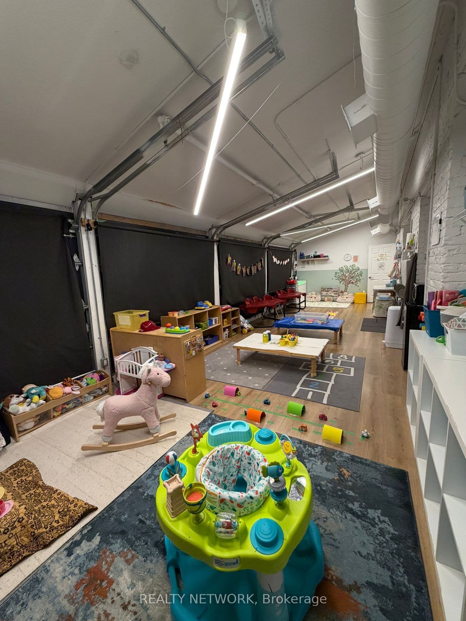 1415 Gerrard Street E, Toronto, ON M4L 1Z5