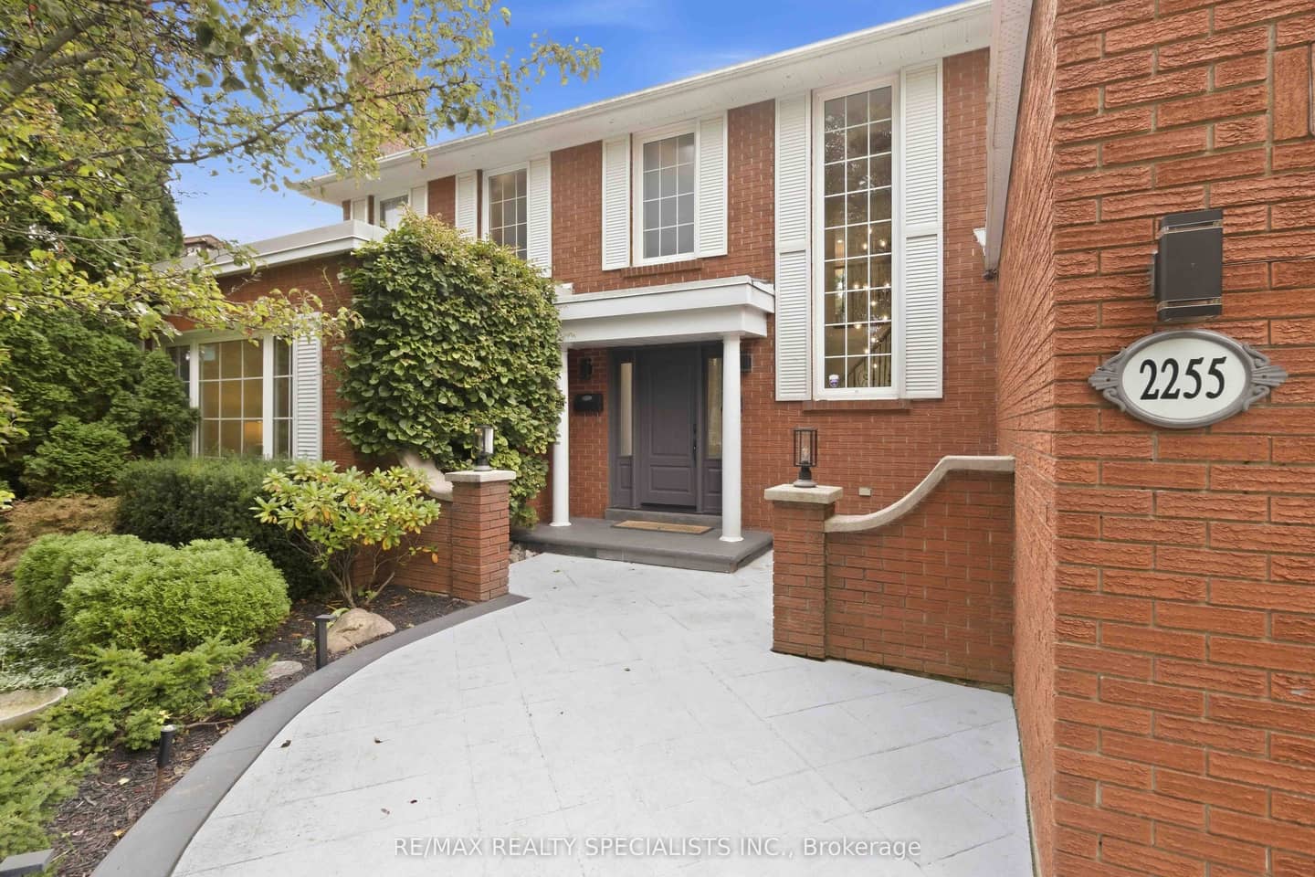 2255 Prince John Boulevard, Mississauga, ON L5K 2J3