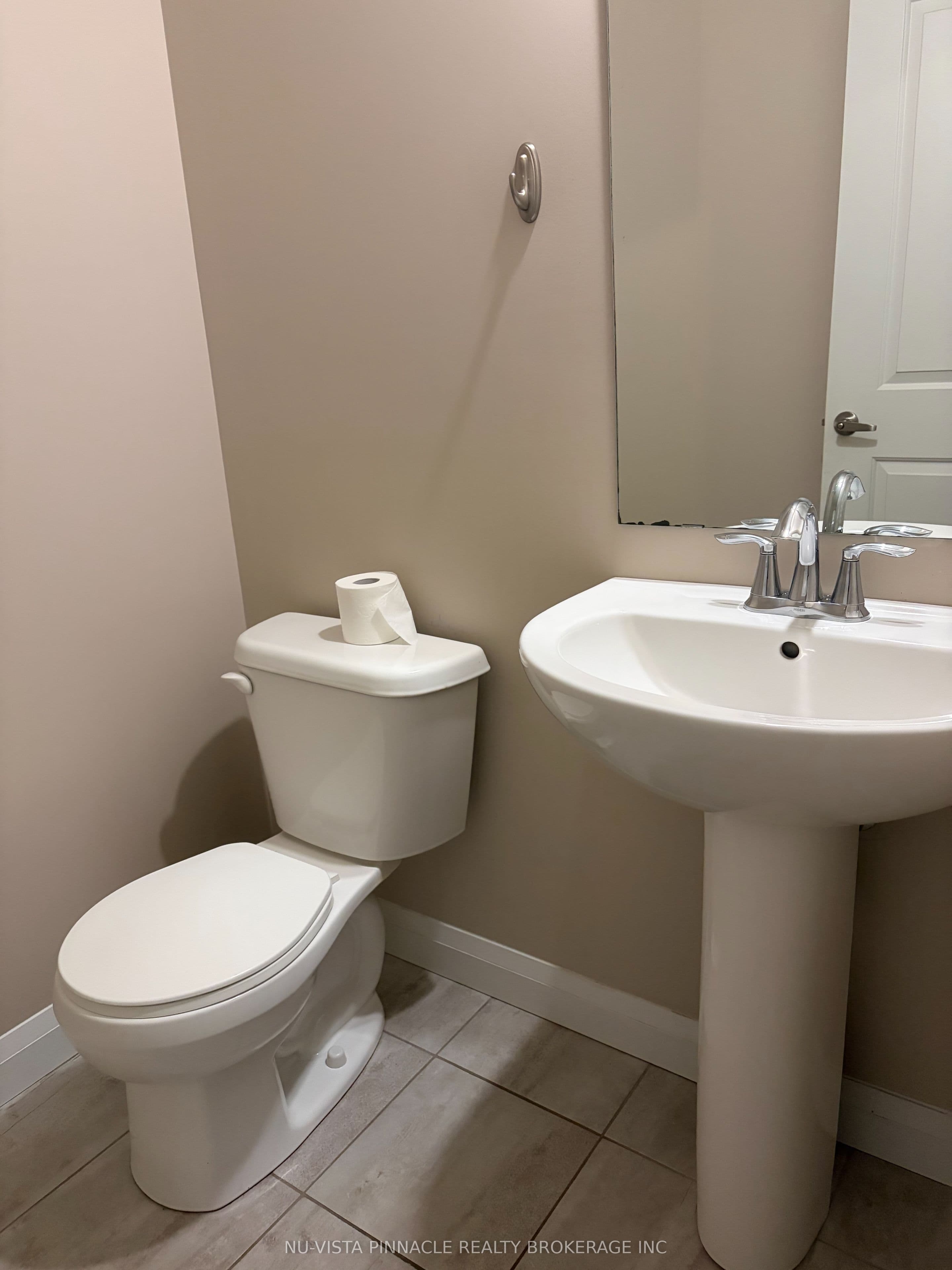 2040 SHORE Road 90, London South, ON N6K 0G3