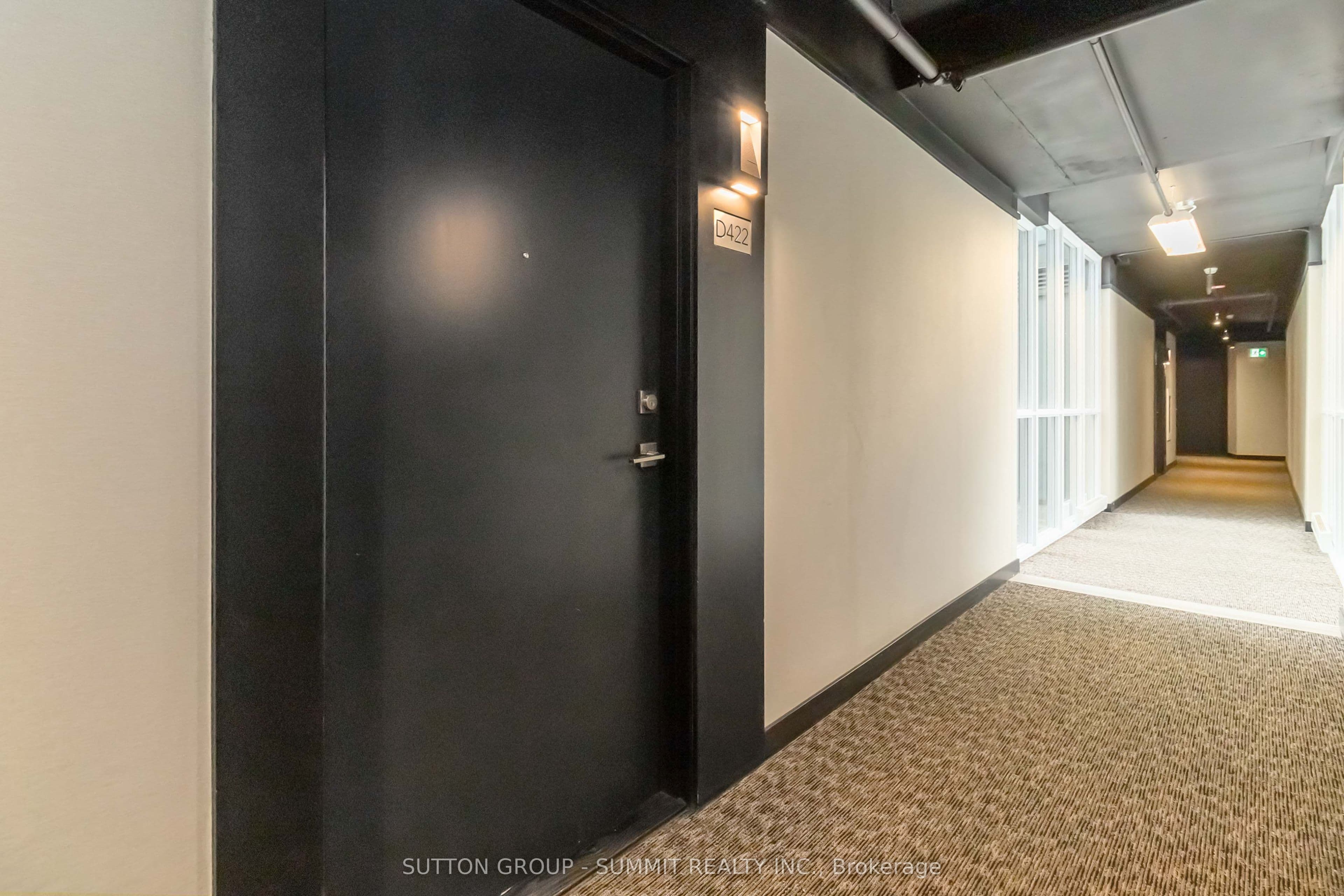 5220 DUNDAS Street D422, Burlington, ON L7L 0J4