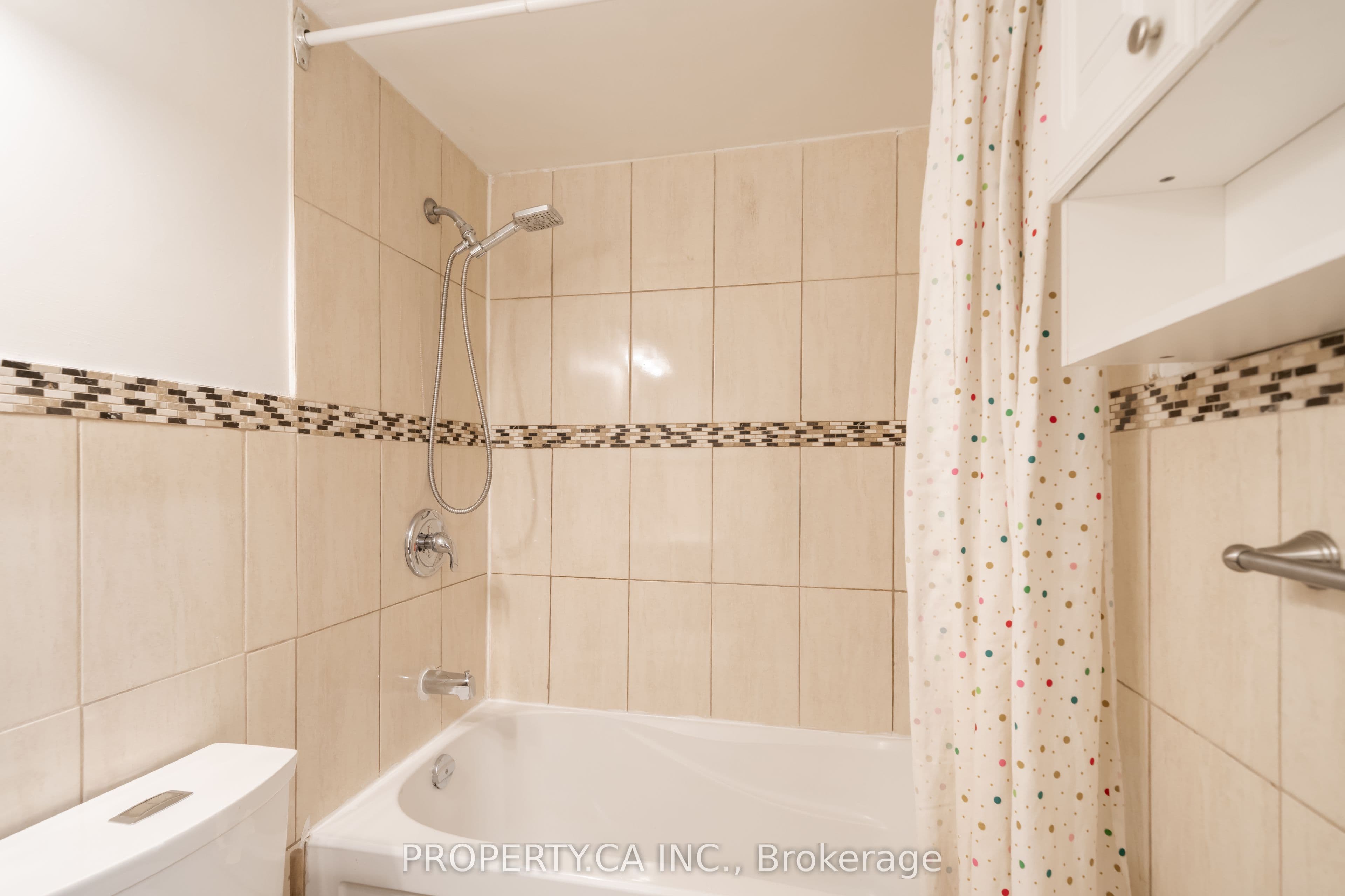 455 Sentinel Road 307, Toronto, ON M3J 2T6