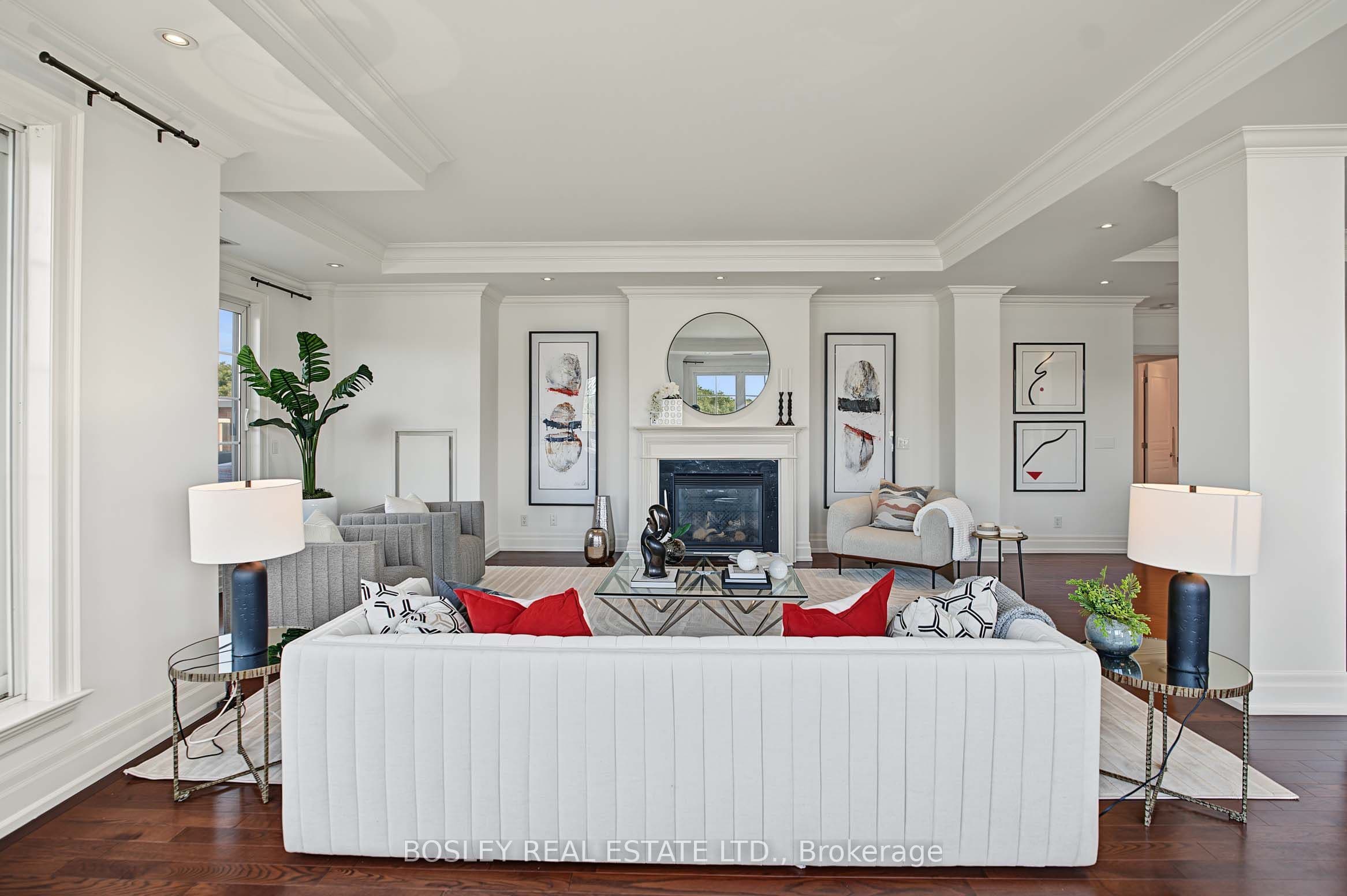 21 Burkebrook Place 504, Toronto, ON M4G 0A2