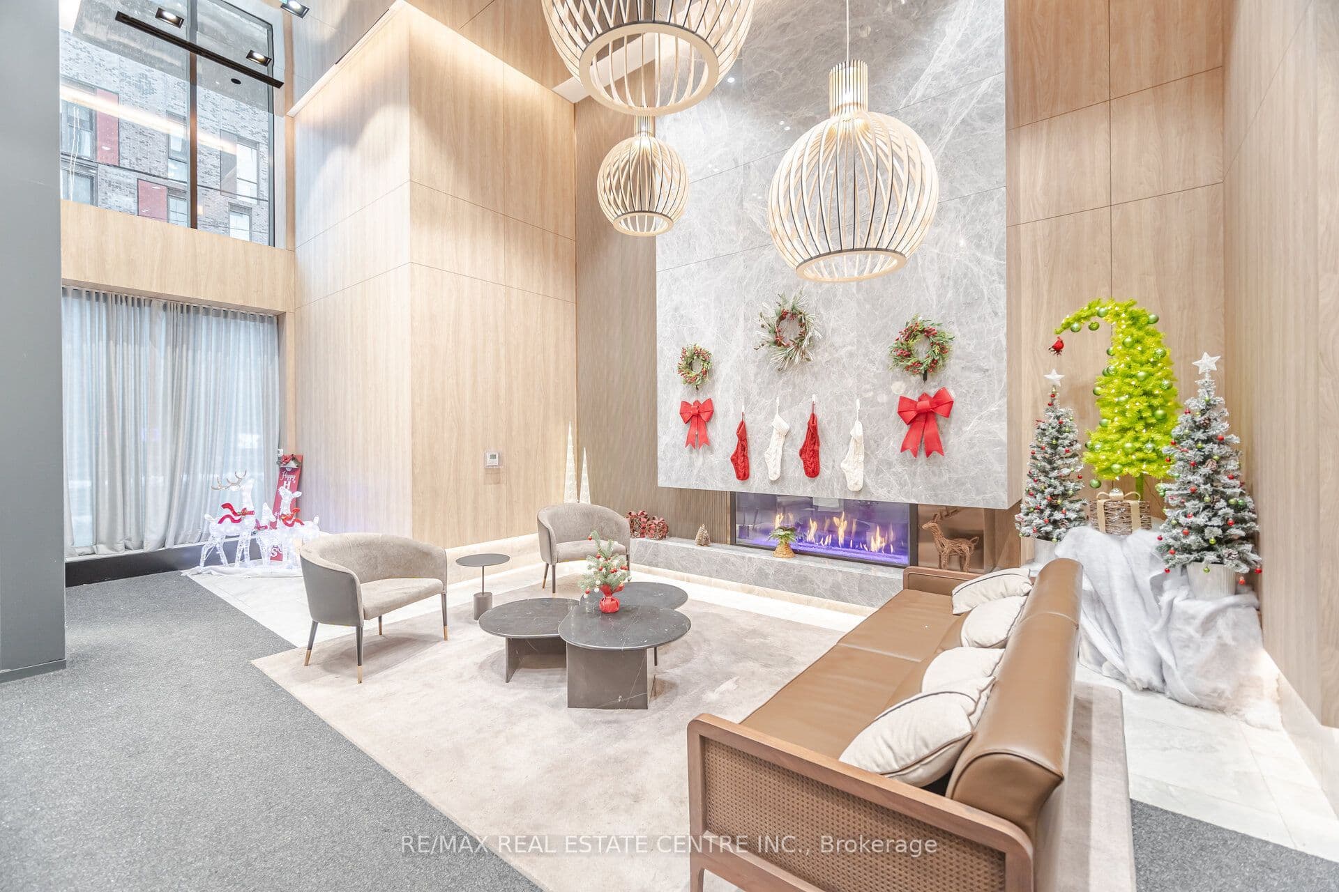 252 Church Street 2715, Toronto, ON M5B 0E6