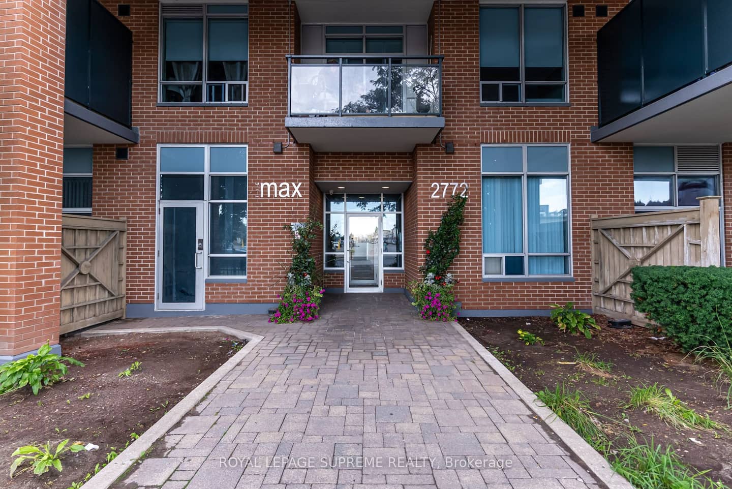 2772 Keele Street 601, Toronto, ON M3M 0A3