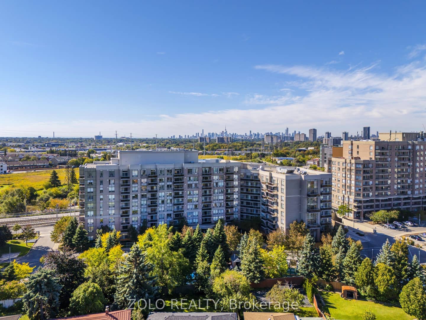 1720 EGLINTON Avenue E 107, Toronto, ON L4W 5R2