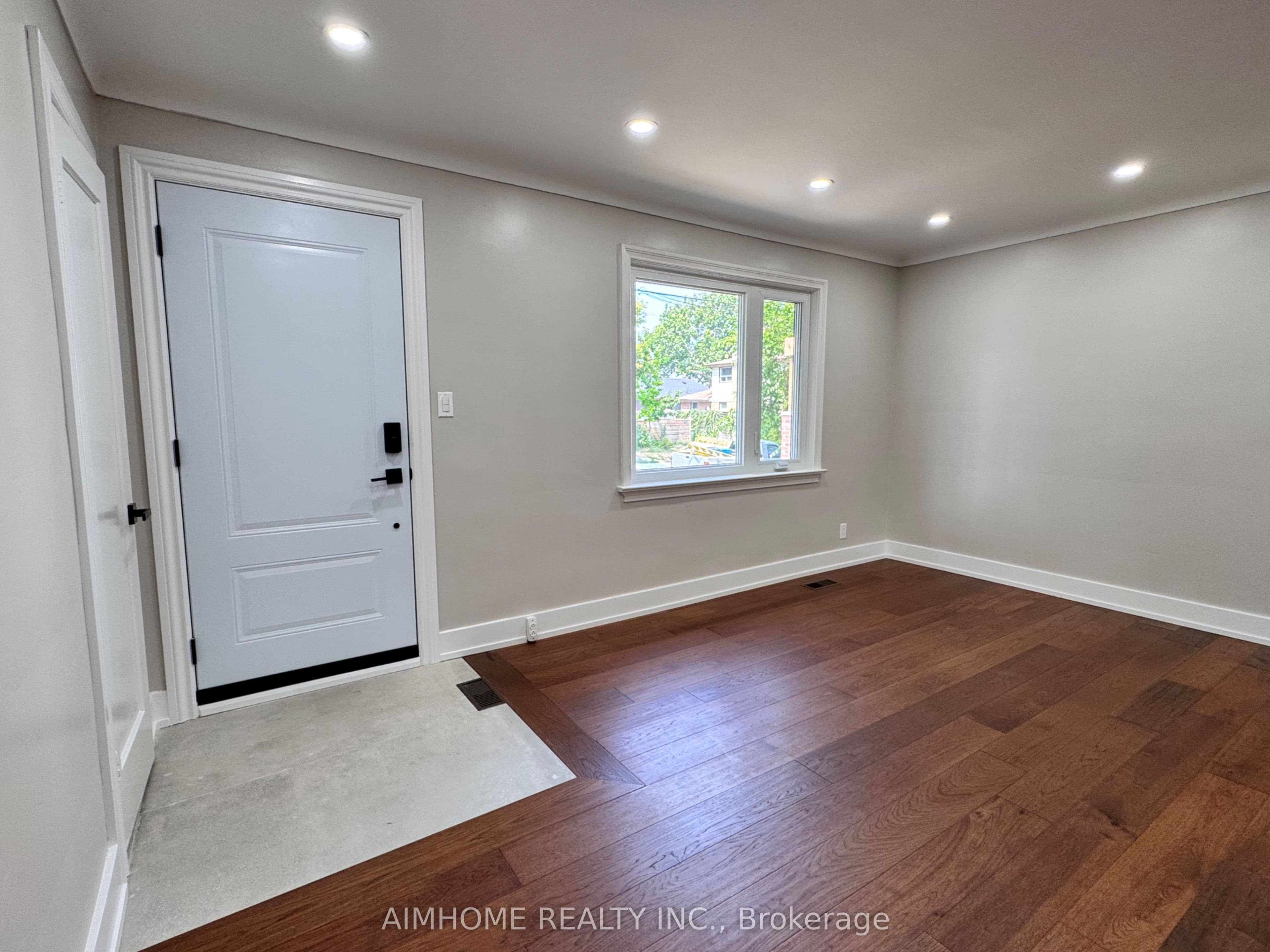173 Melrose Street, Toronto, ON M8Y 1B6
