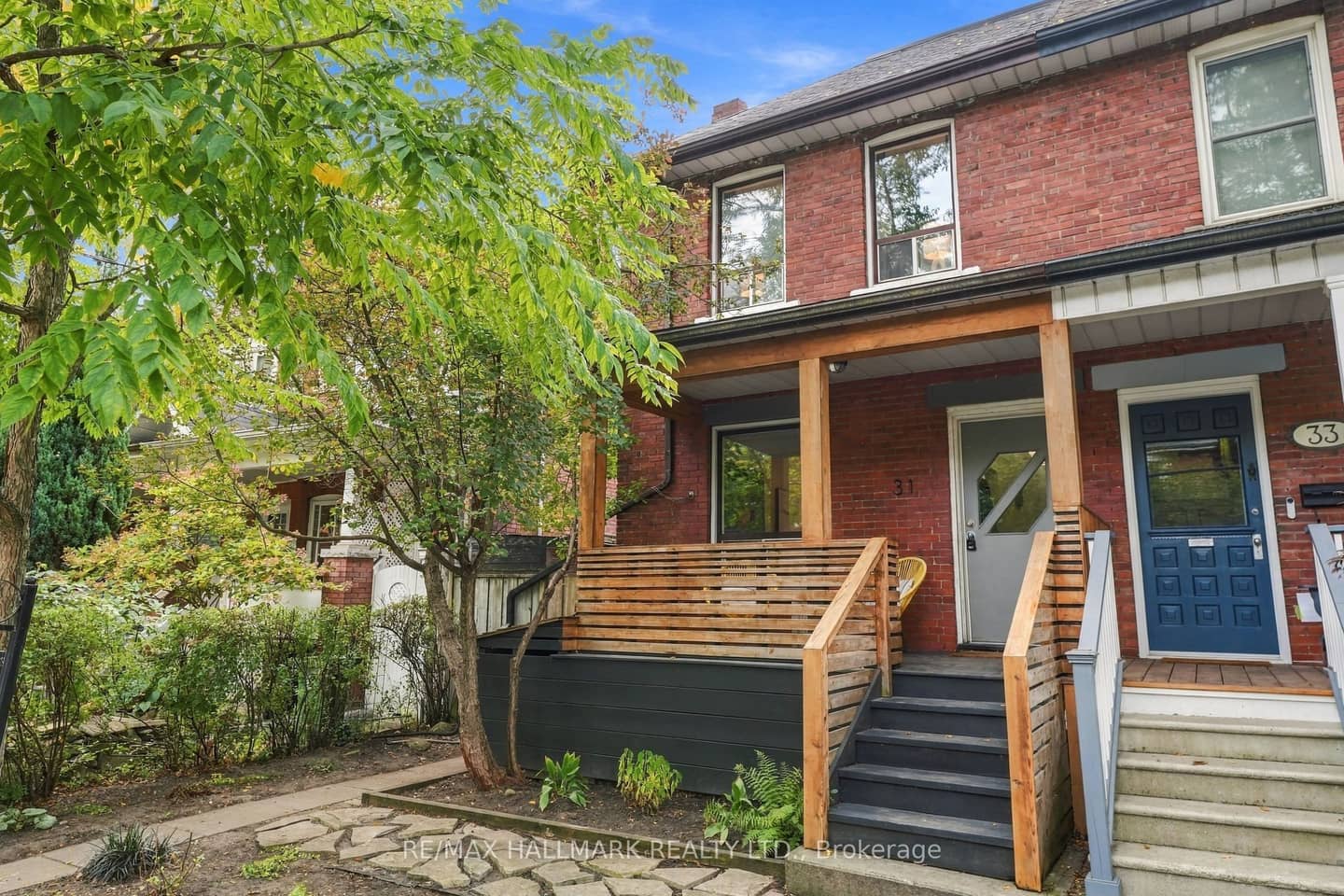 31 Wright Avenue, Toronto, ON M6R 1K9