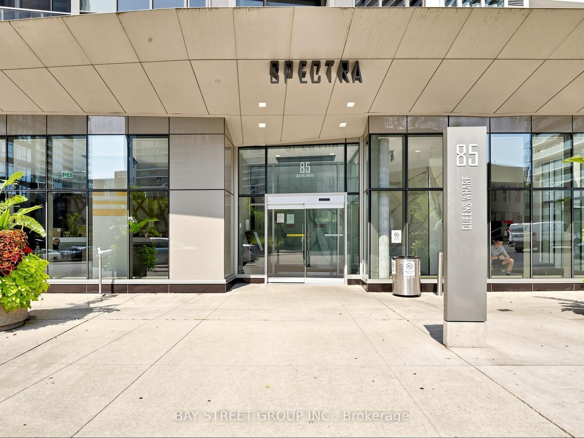 85 Queens Wharf Road 316, Toronto, ON M5V 0J9