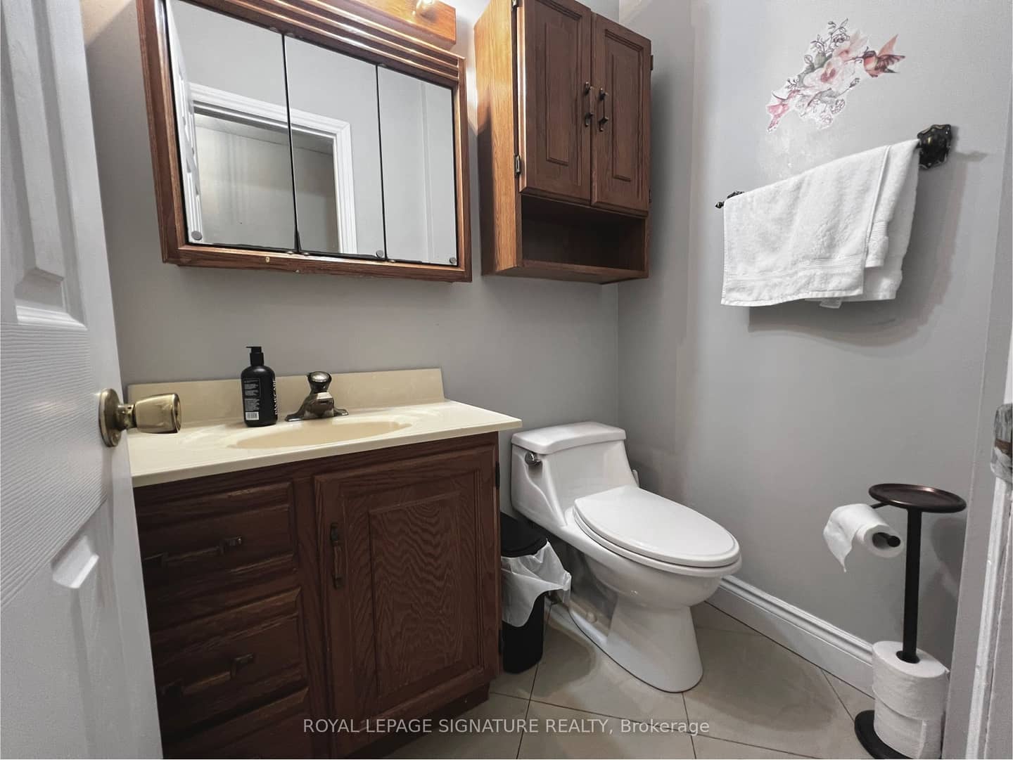 2301 Derry Road W 33, Mississauga, ON L5N 2R4