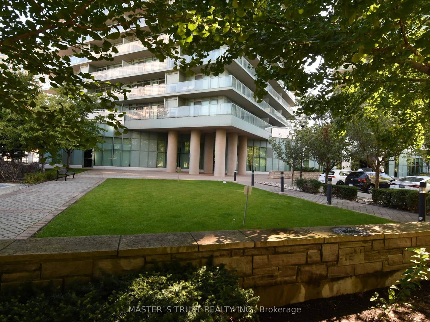 5508 Yonge Street 1106, Toronto, ON M2N 7L2