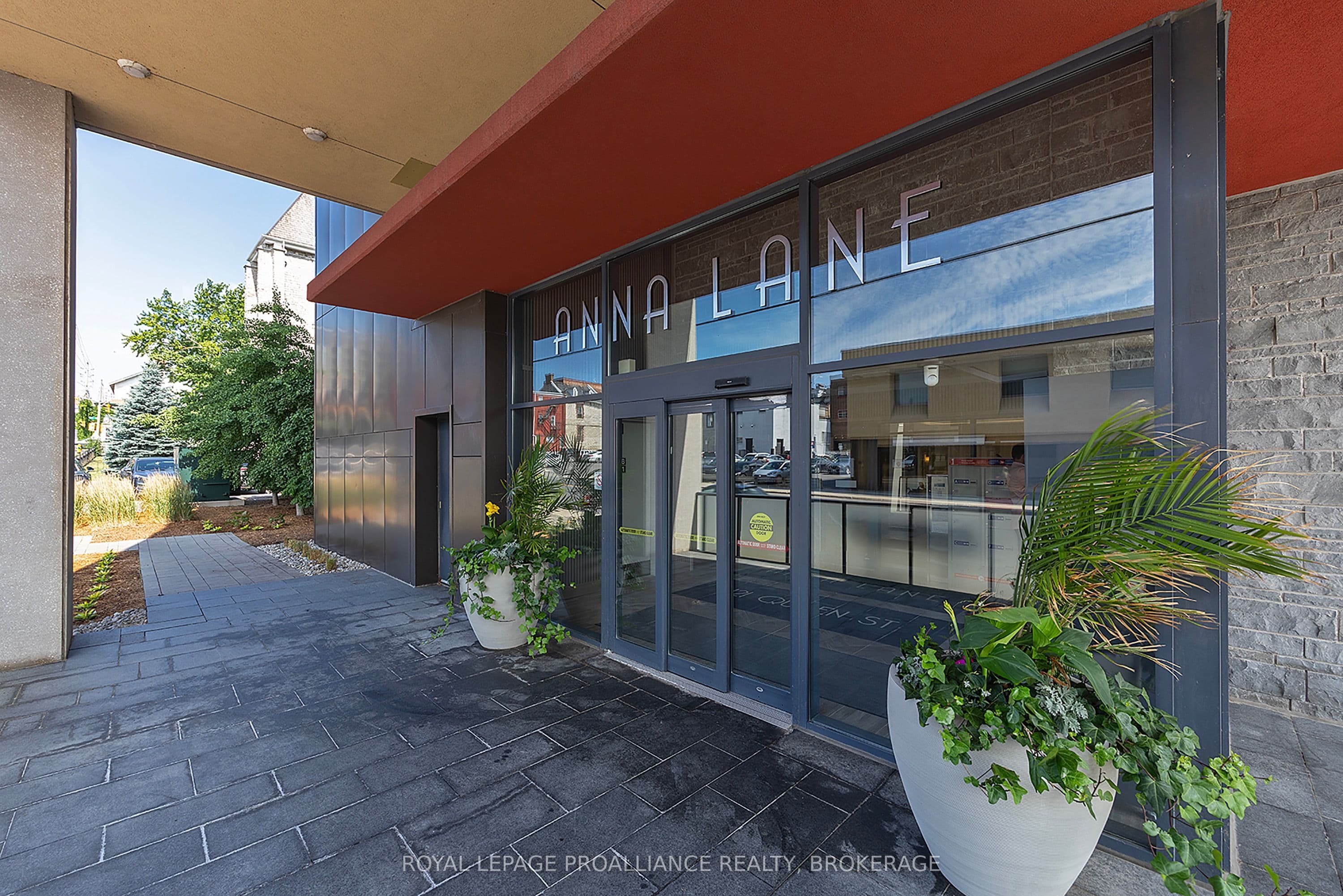 121 Queen Street 501, Kingston, ON K7K 0G6