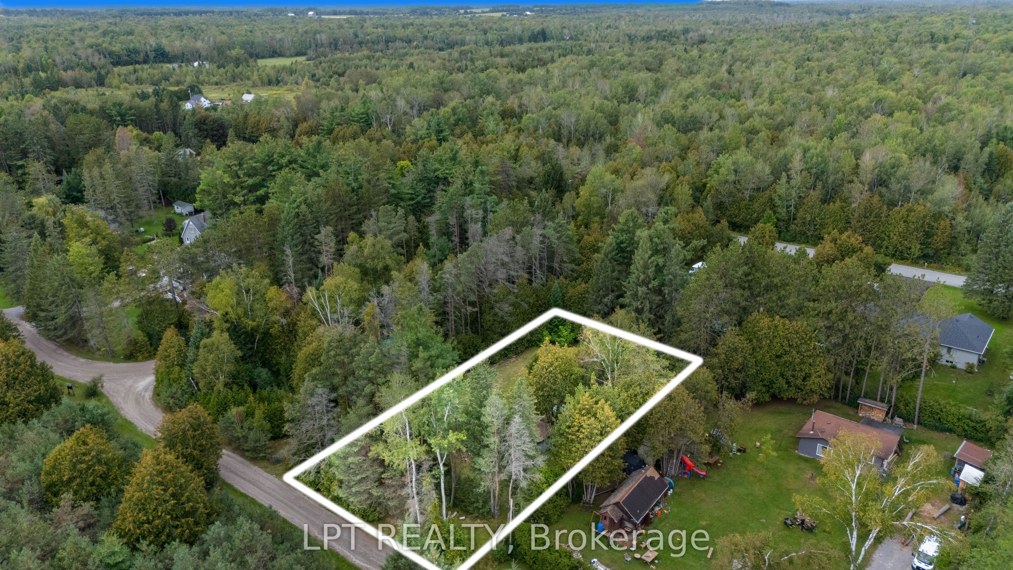 36 Nurme Avenue, Georgina, ON L0E 1N0