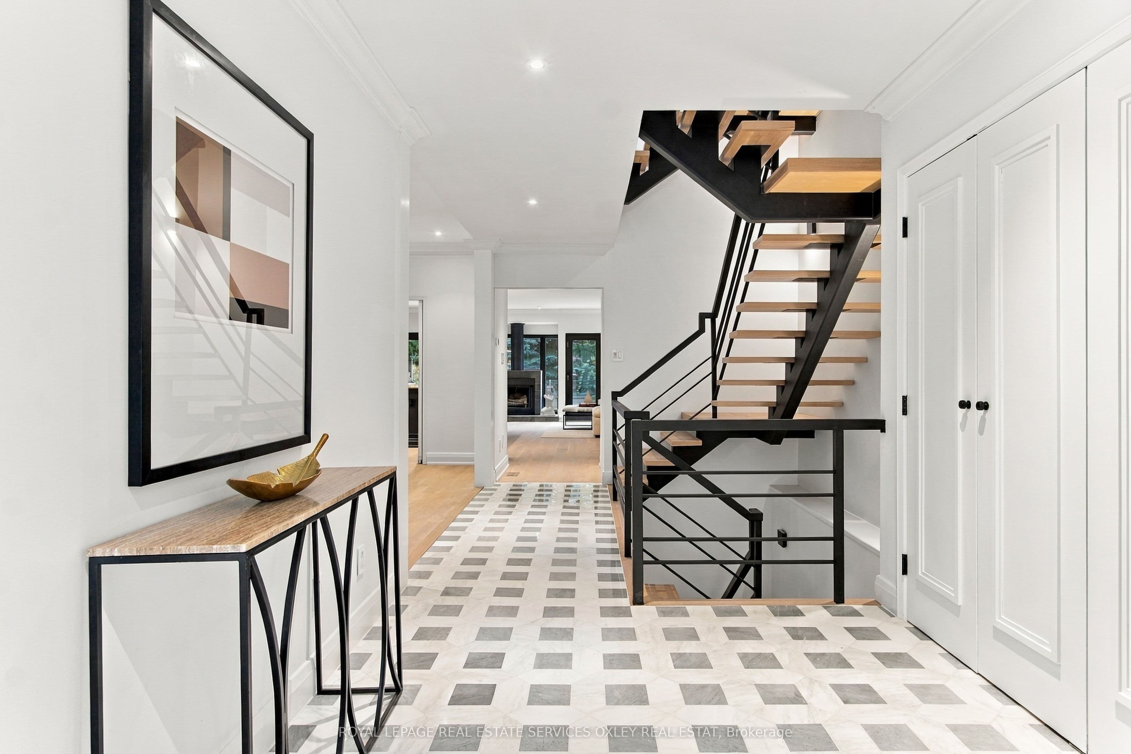 67 Lynwood Avenue, Toronto, ON M4V 1K5