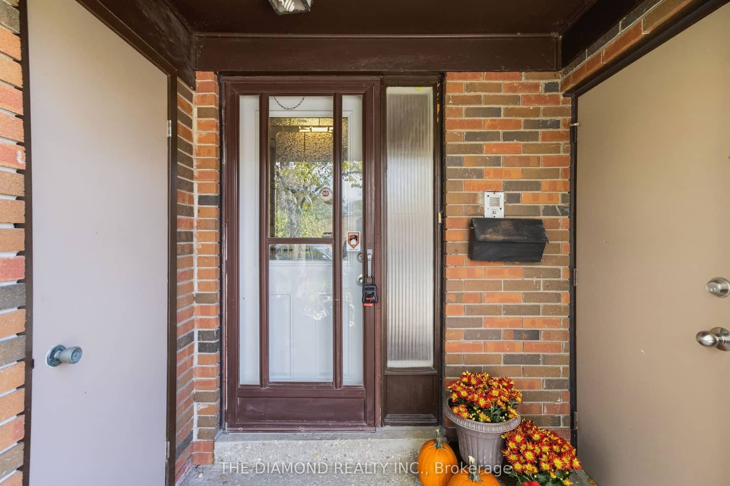 41 Carl Shepway, Toronto, ON M2J 1X3