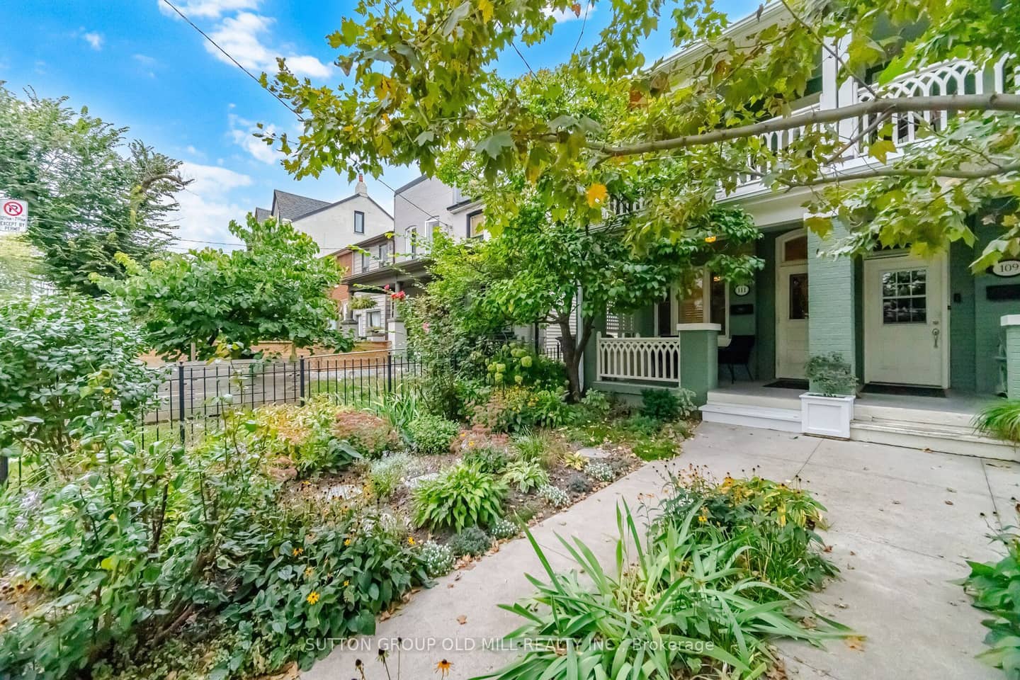 111 Palmerston Avenue, Toronto, ON M6J 2J2