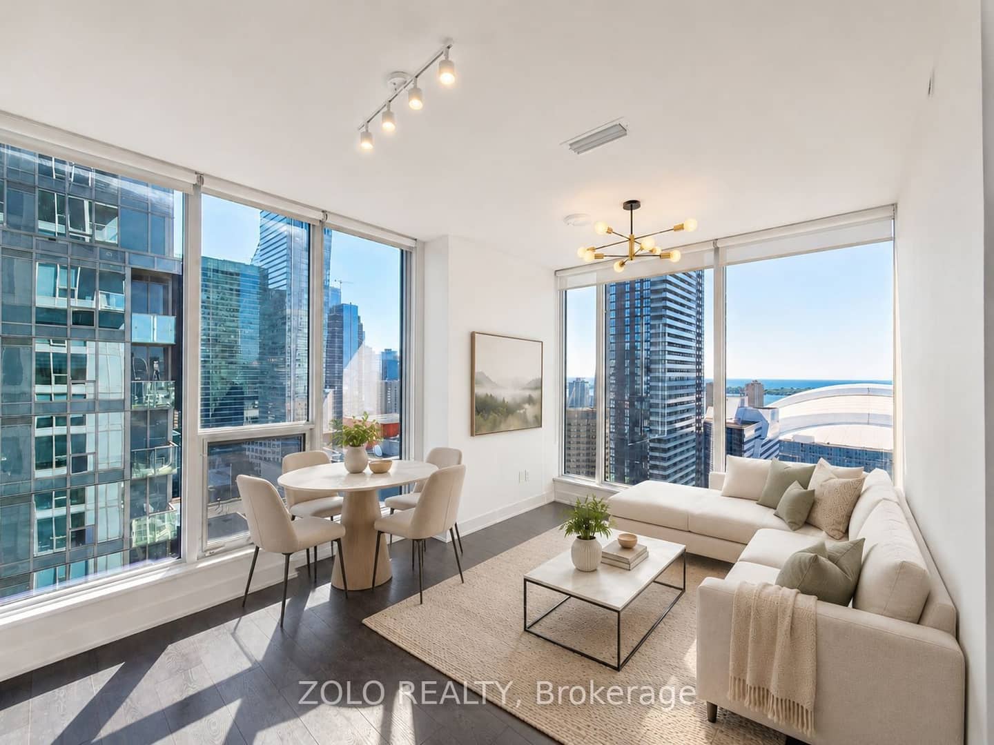 35 Mercer Street 2616, Toronto, ON M5V 1H2