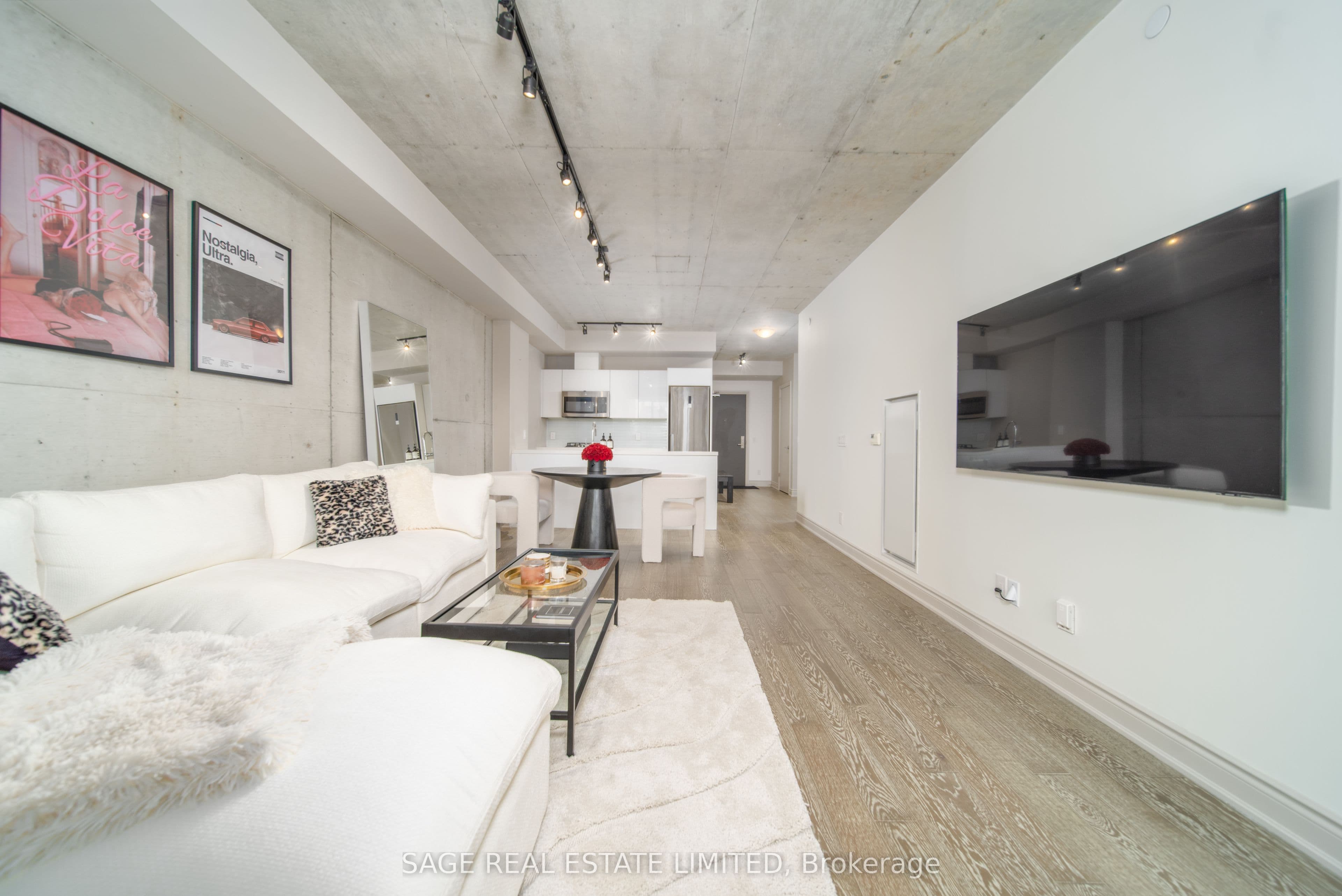 608 RICHMOND Street W 320, Toronto, ON M5V 0N9
