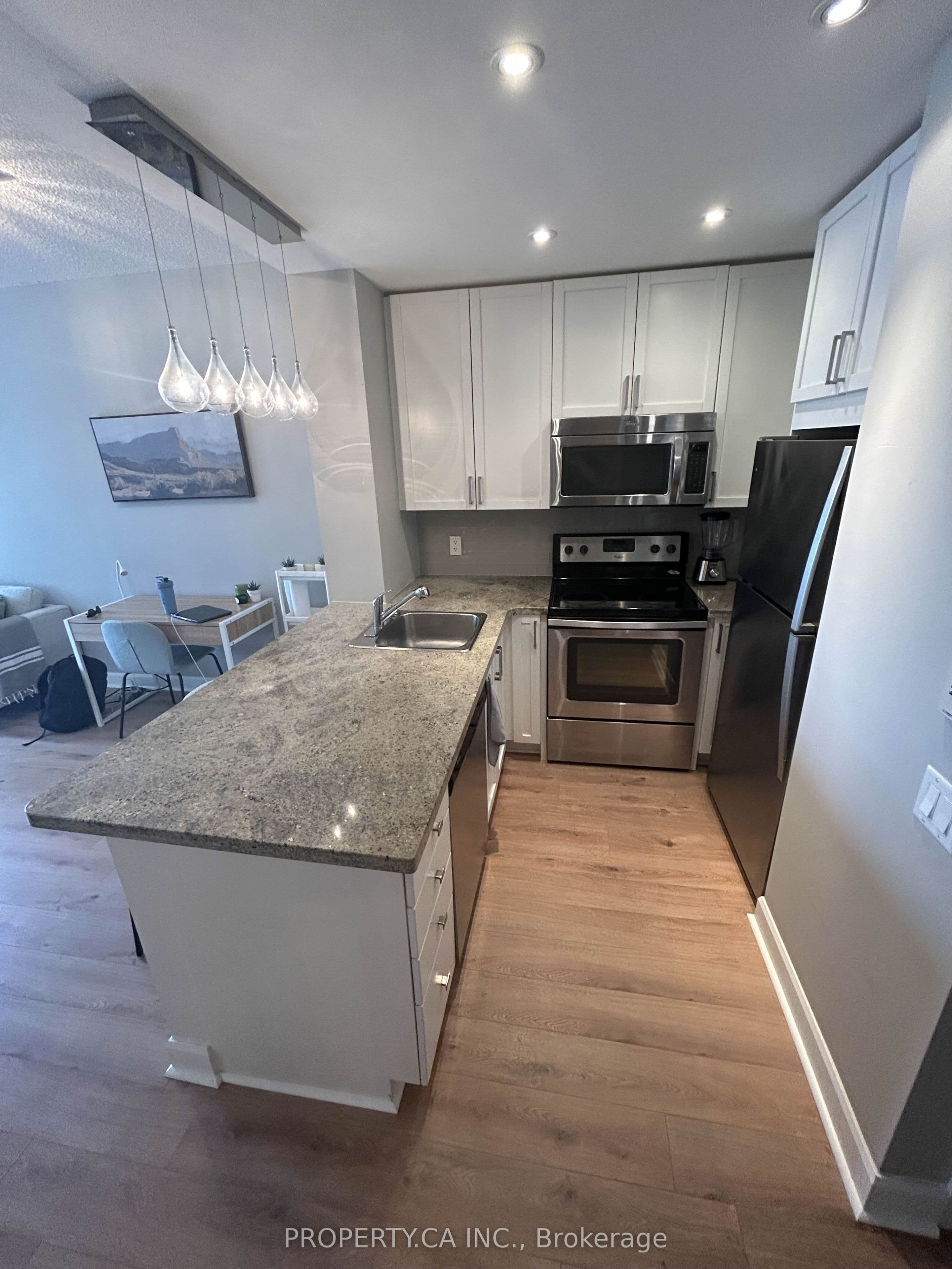85 Bloor Street E 1503, Toronto, ON M4W 3Y1