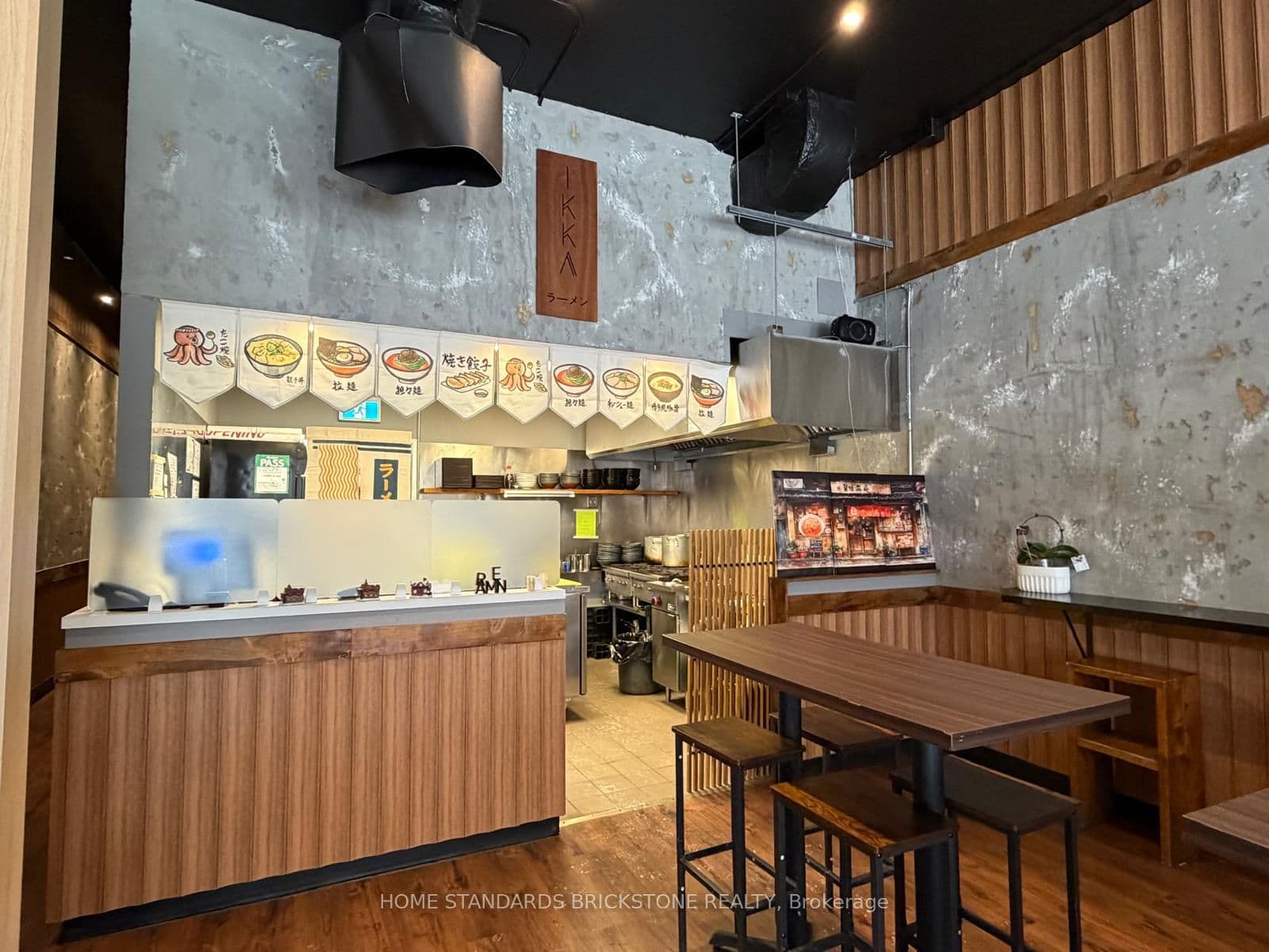 6048 Yonge Street, Toronto, ON M2M 3W5
