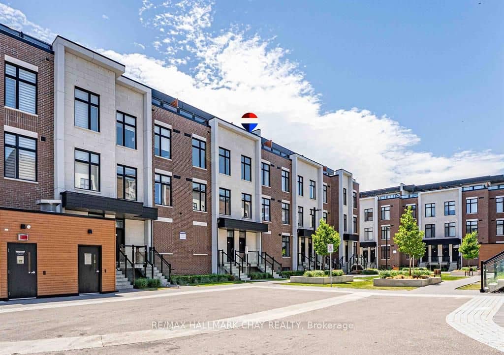 9570 Islington Avenue 227, Vaughan, ON L4H 4Z5