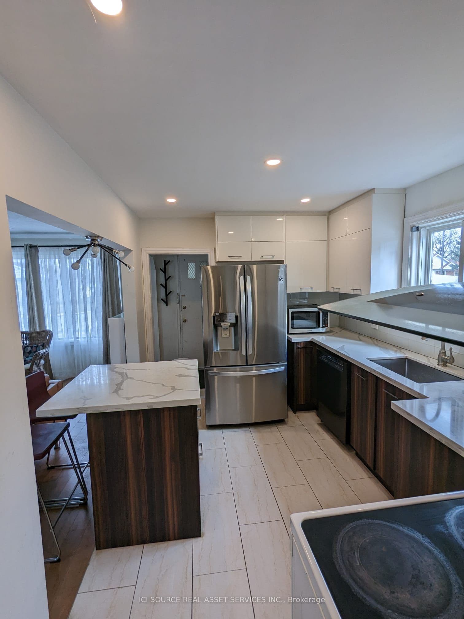 85 Ranstone Gardens Main, Toronto, ON M1K 2T9