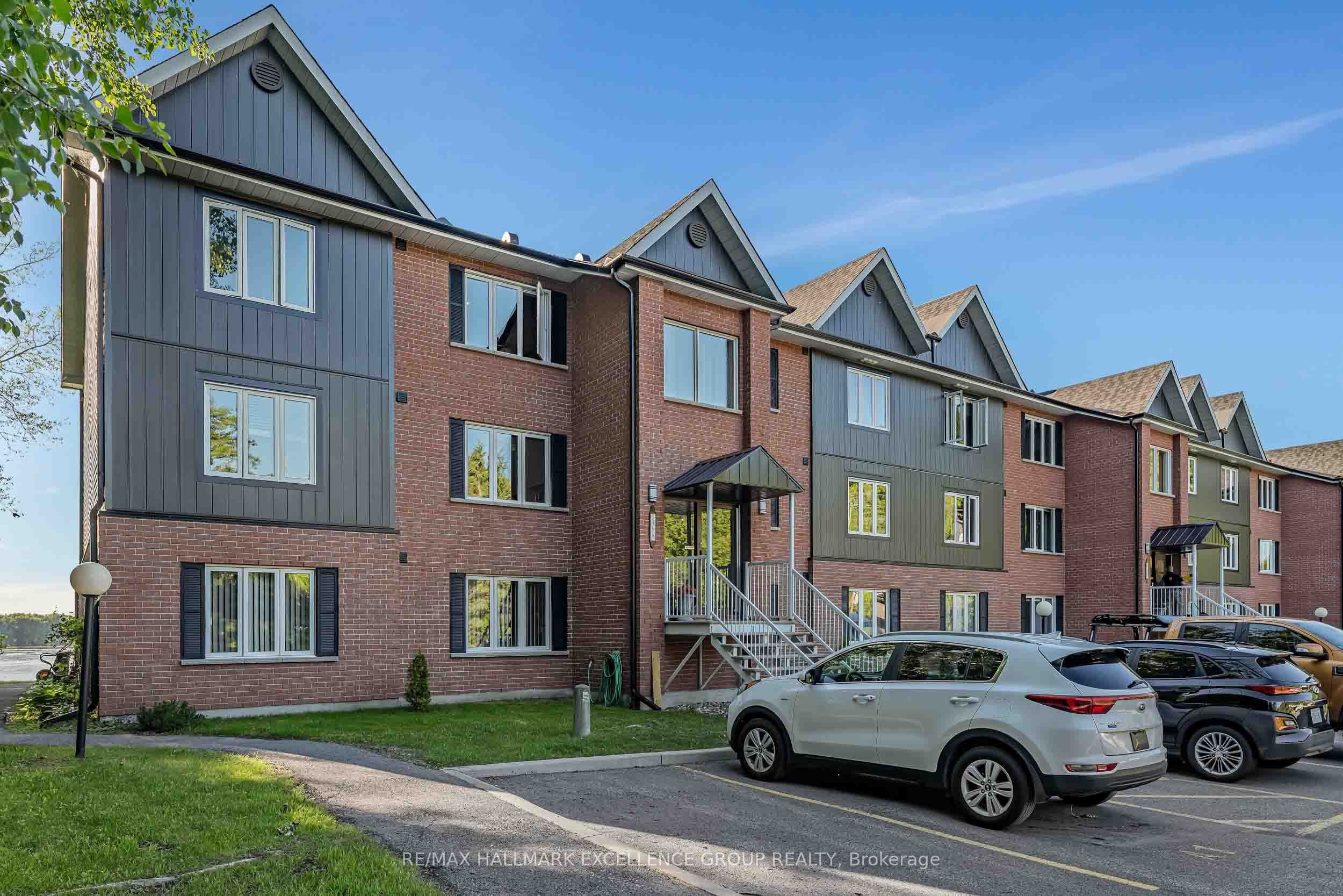 216 Edwards Street 4A, Clarence-Rockland, ON K4K 1H7