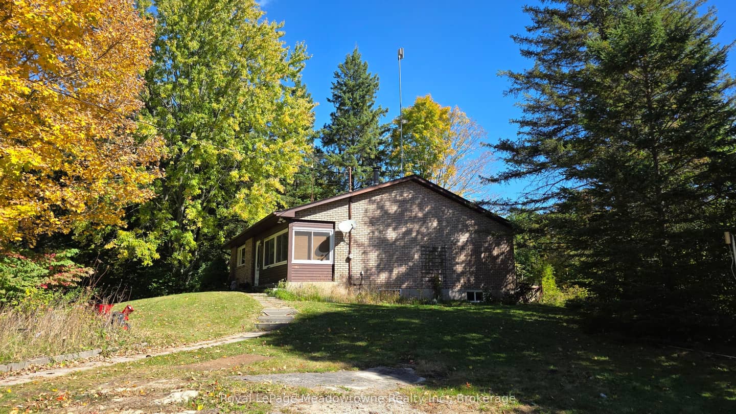 4202 15 Side Road, Milton, ON L0P 1B0