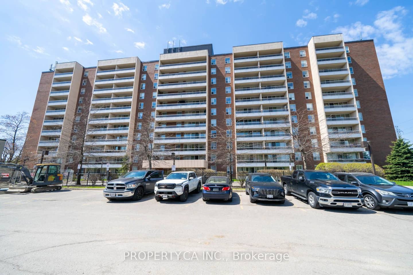 31 Four Winds Drive W 901, Toronto, ON M3J 1K9