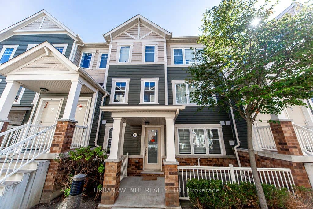 2500 Hill Rise Court 43, Oshawa, ON L1L 0M6