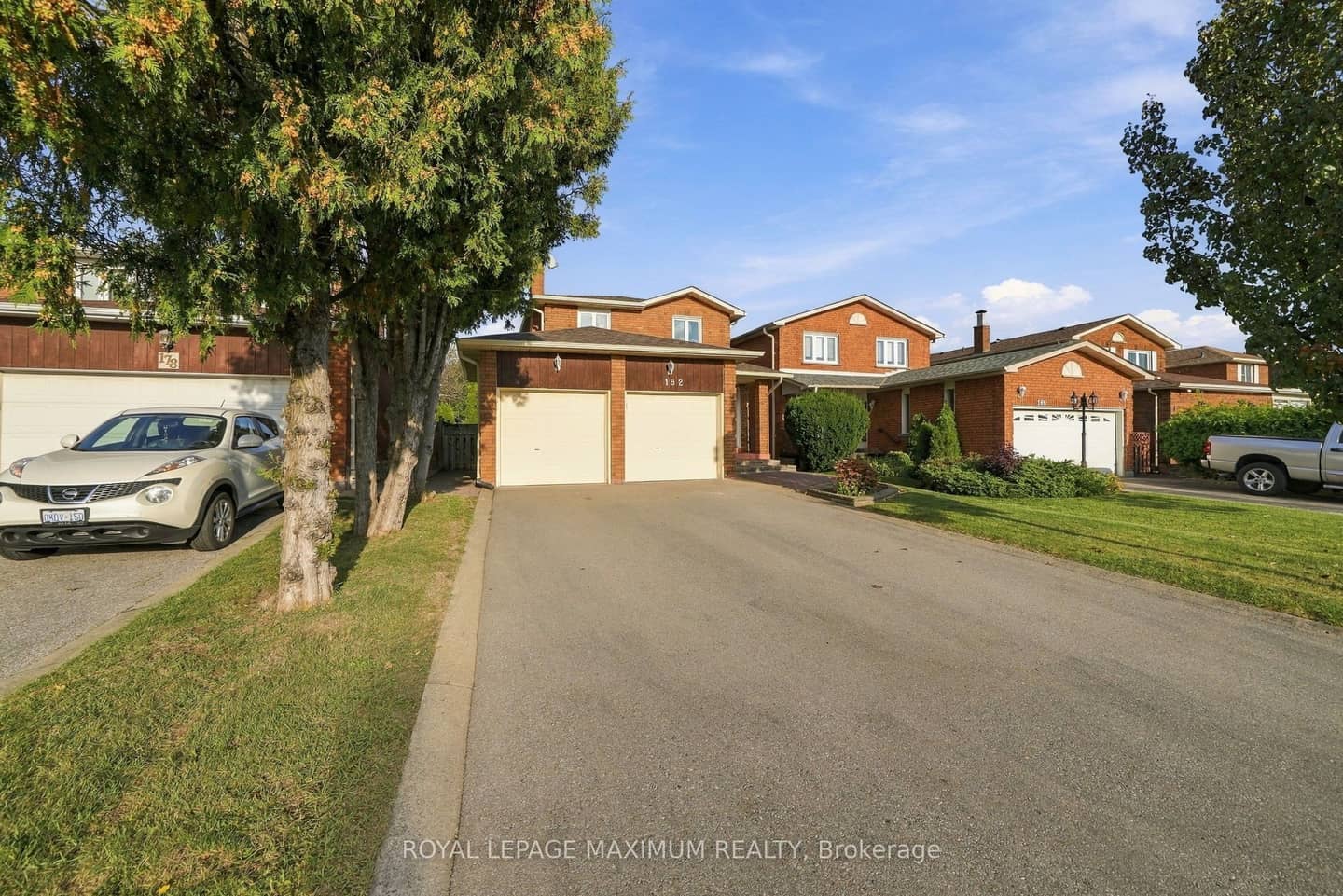 182 Nestor Crescent, Vaughan, ON L4L 5A1
