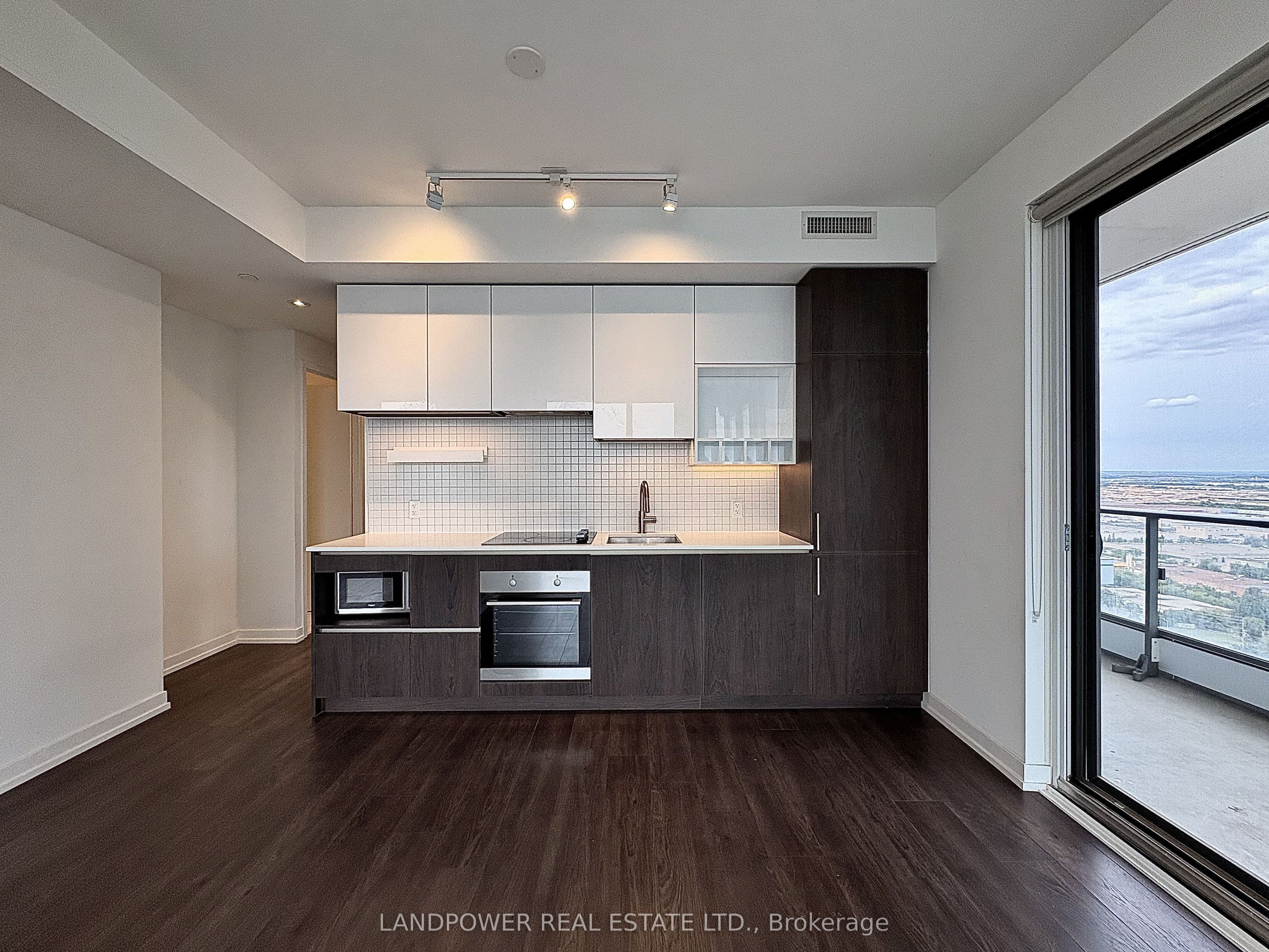 950 Portage Parkway 3006, Vaughan, ON L4K 0J7