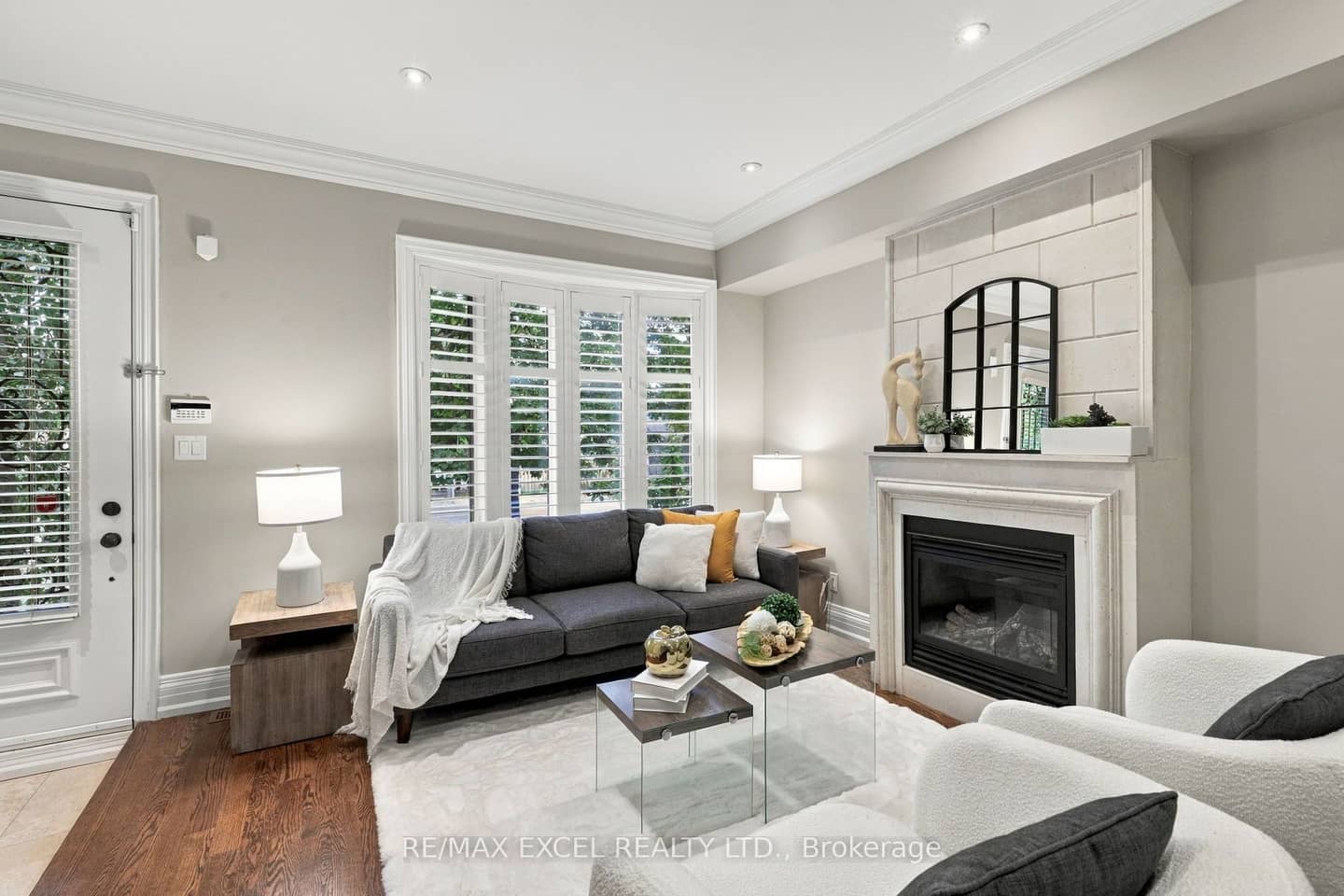 3004 Bayview Avenue, Toronto, ON M2N 5K9